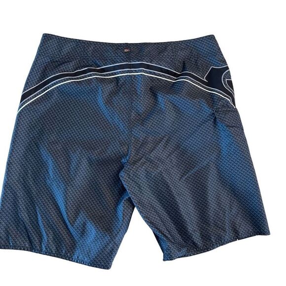 Quiksilver Mens Board Shorts Swimwear Drawstring Strap Gray Black Logo Size 40 - Picture 2 of 7